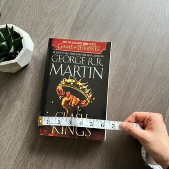 2 for 20$ George R.R. Martin's "A Clash of Kings" Paperback (Game of Thrones) - Picture 5 of 6